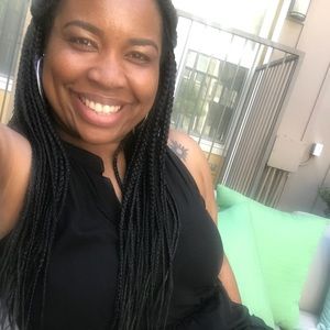 Meet your Posher, Crystal